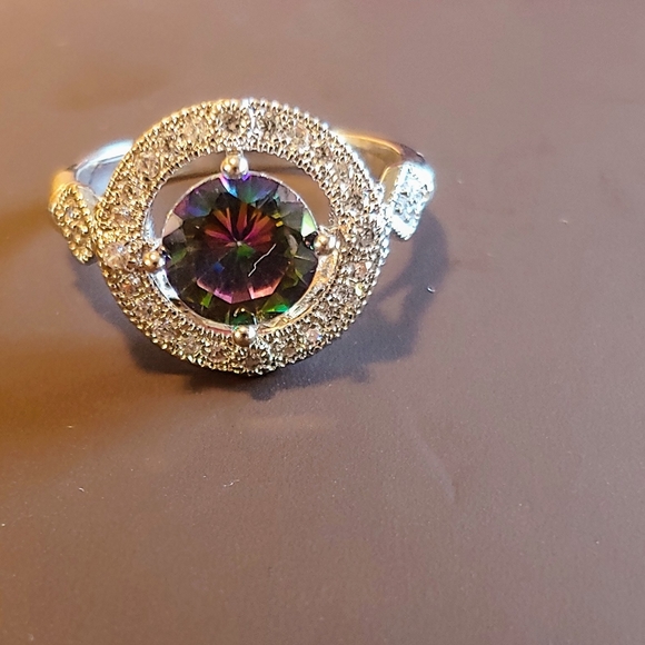 Ring - Picture 5 of 5